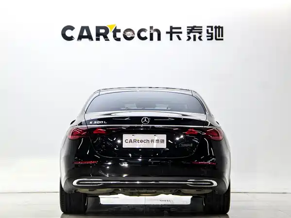 Mercedes-Benz E-Class 2025