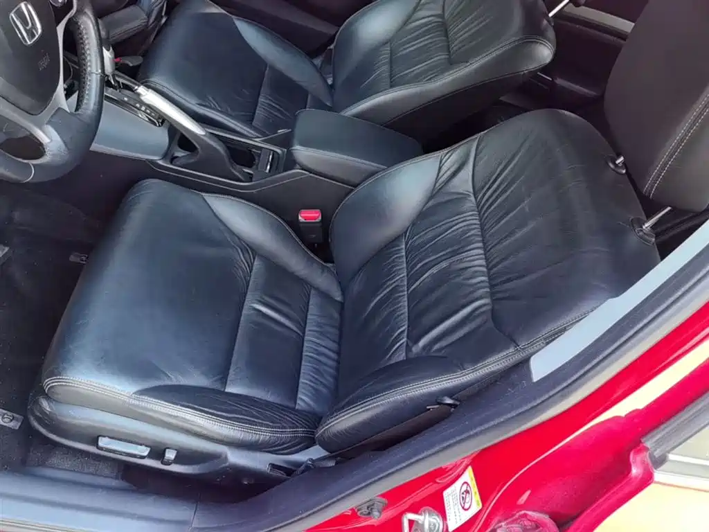 Honda Civic 2015 — фото 15