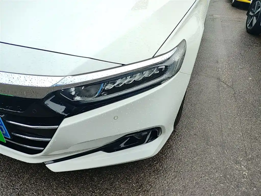 Honda Accord 2022 — фото 24