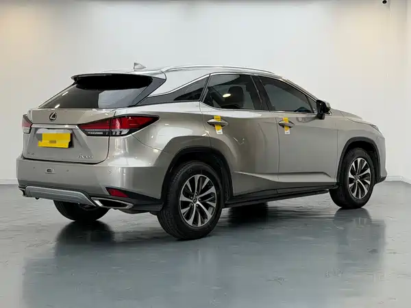 Lexus RX 2020