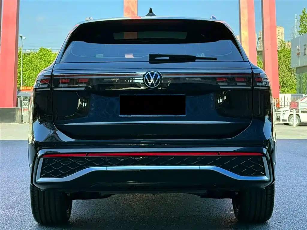 Volkswagen Tiguan L 2025 — фото 4