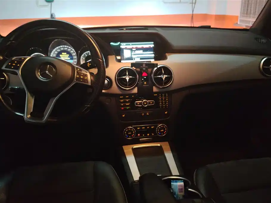 Mercedes-Benz GLK-Class 2015 — фото 12