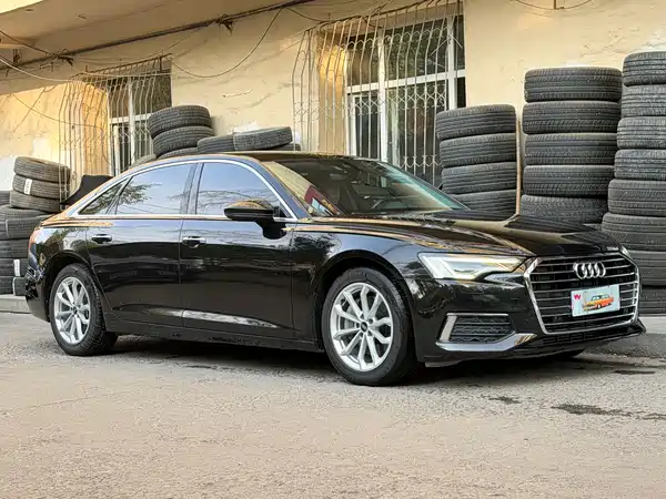 Audi A6L 2022