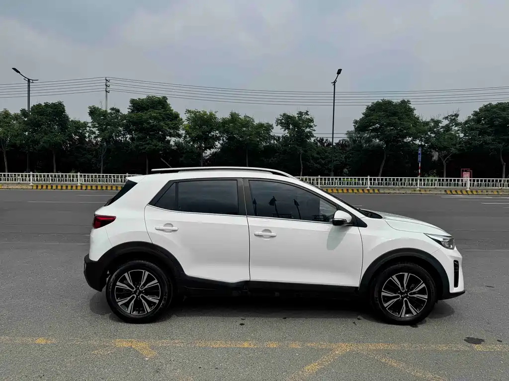Kia KX1 2019