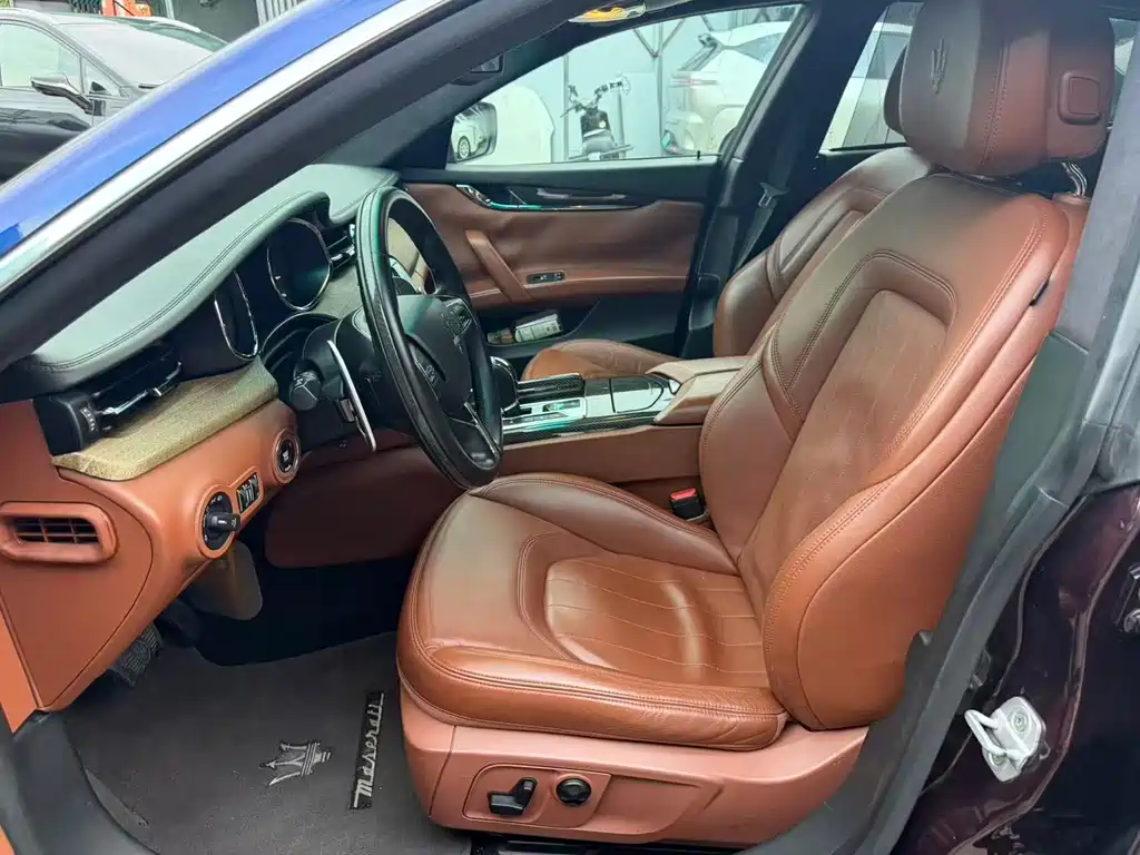 Maserati Quattroporte 2014