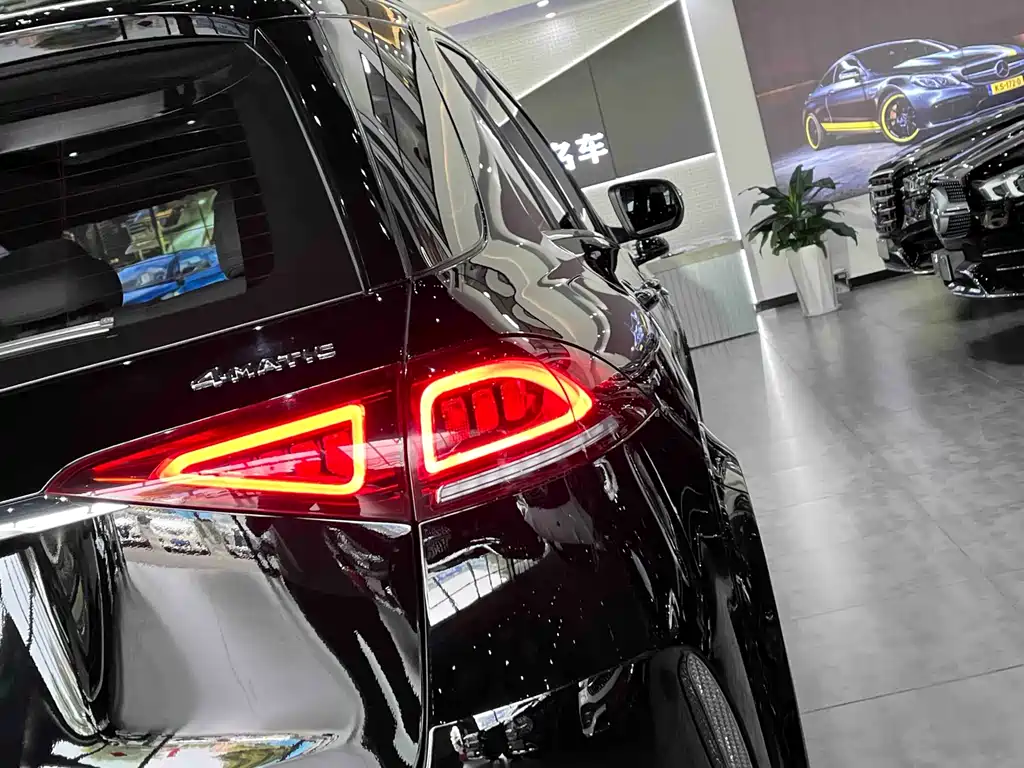 Mercedes-Benz GLE 2019 — фото 8