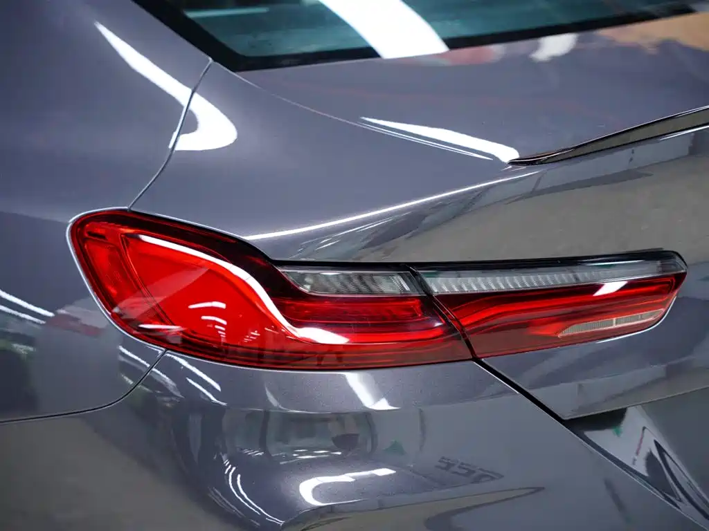BMW M8 2021