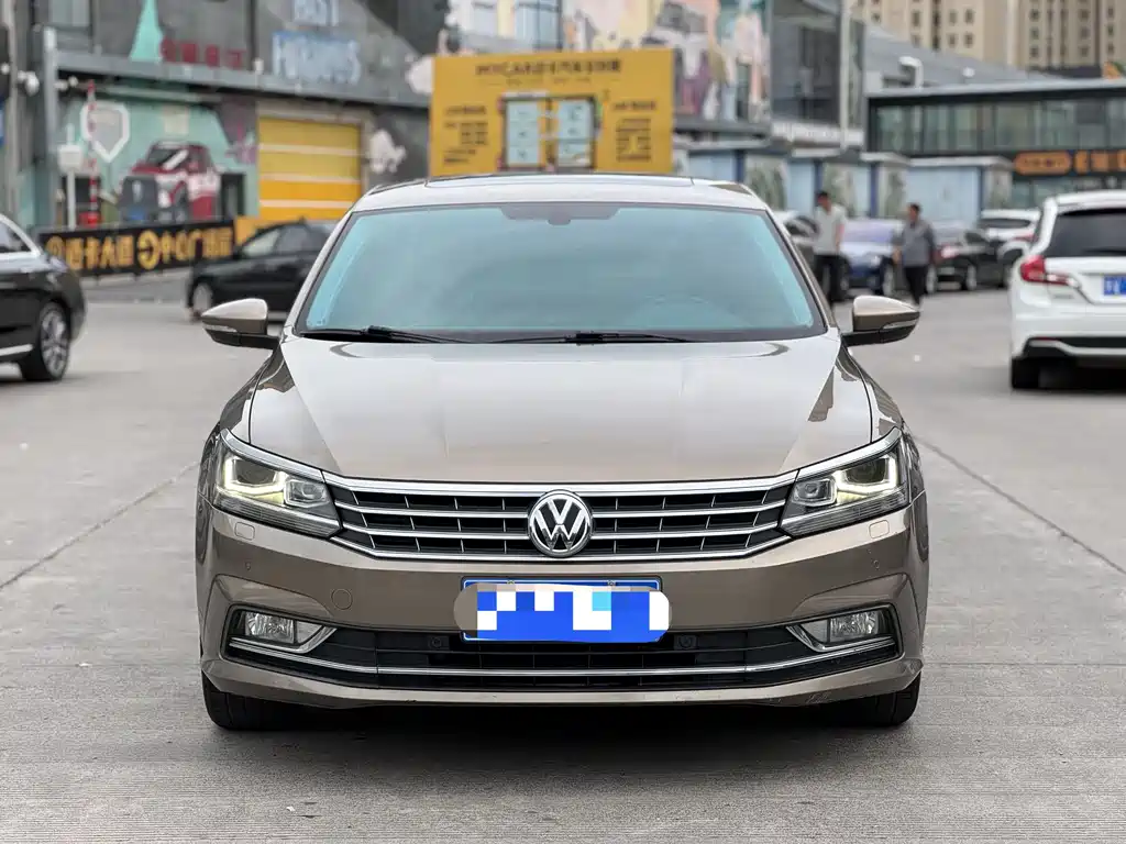 Volkswagen Passat 2017 — фото 2