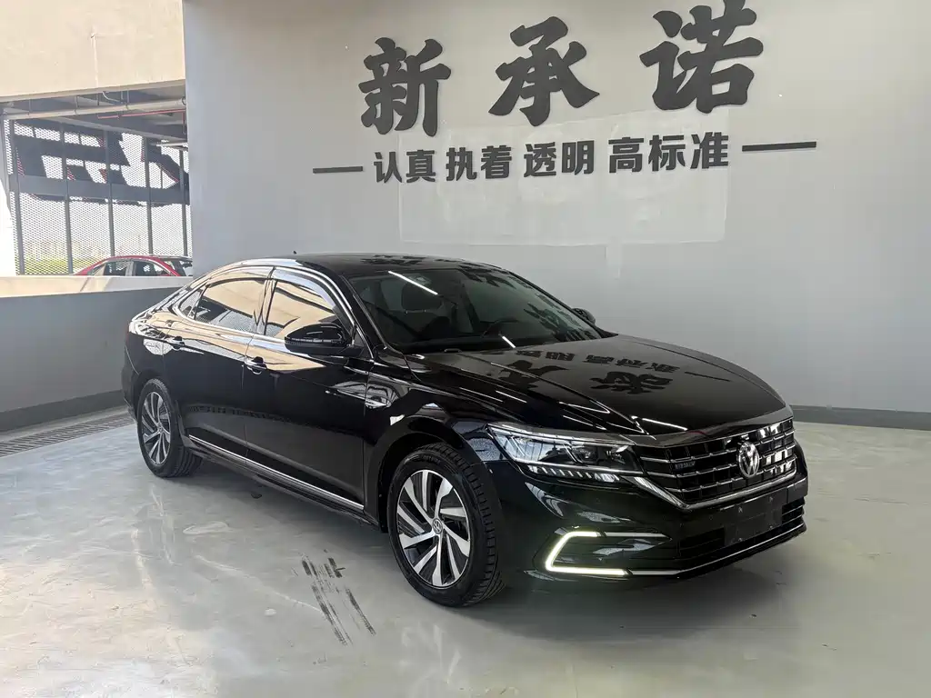 Volkswagen Passat PHEV 2020 — фото 3