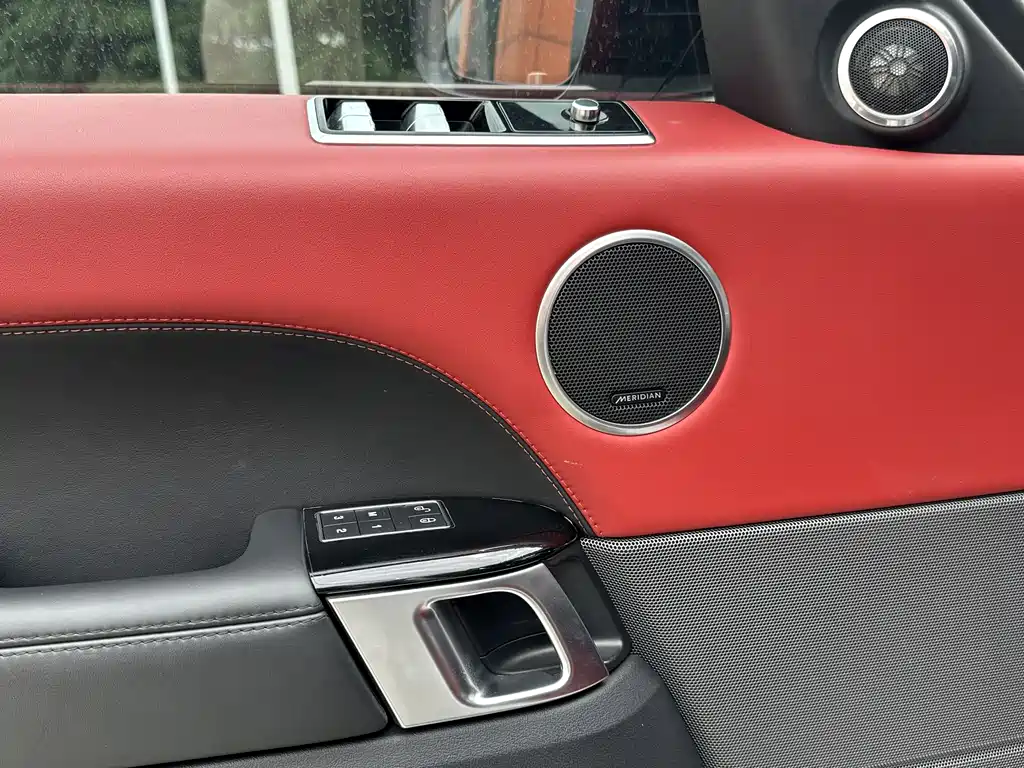Land Rover Sport 2018 — фото 14