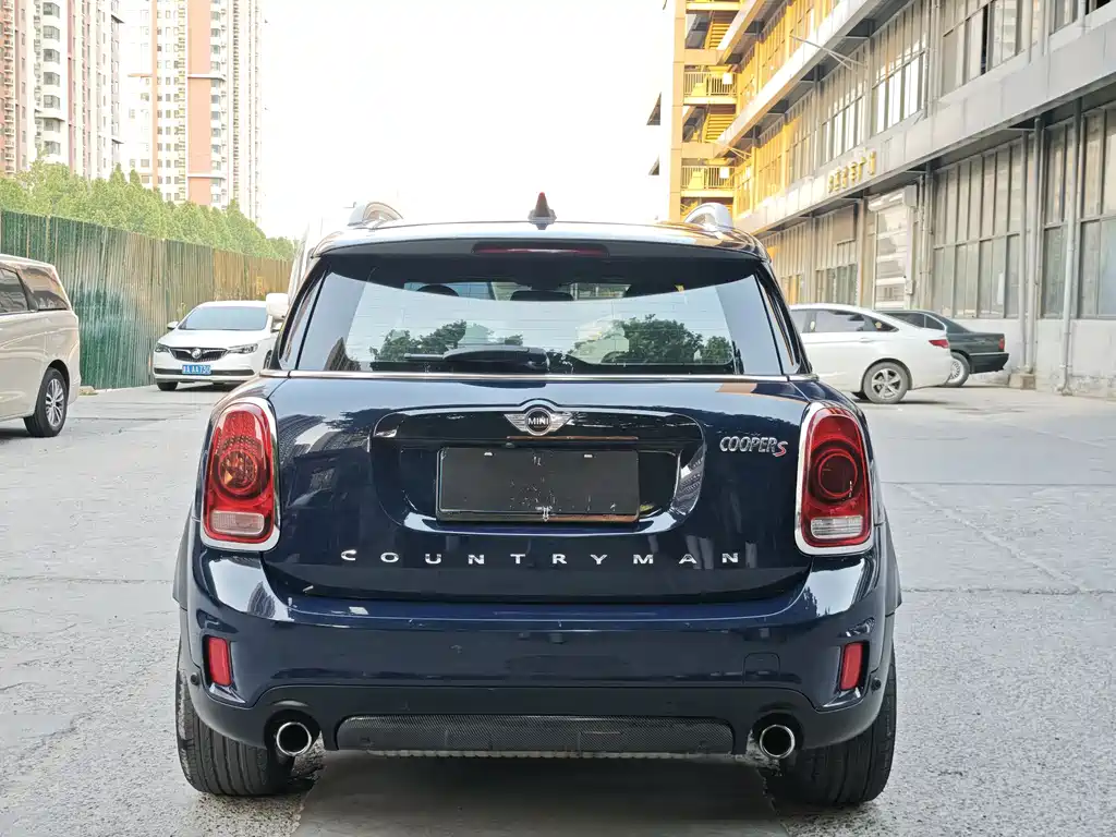 MINI Countryman 2017 — фото 9