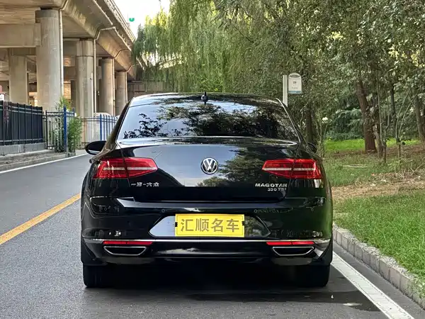 Volkswagen Magotan 2020