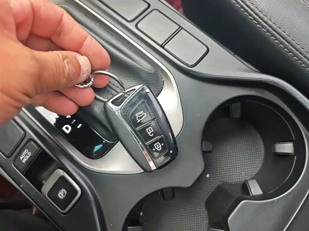 Hyundai Santa Fe 2015 — фото 9