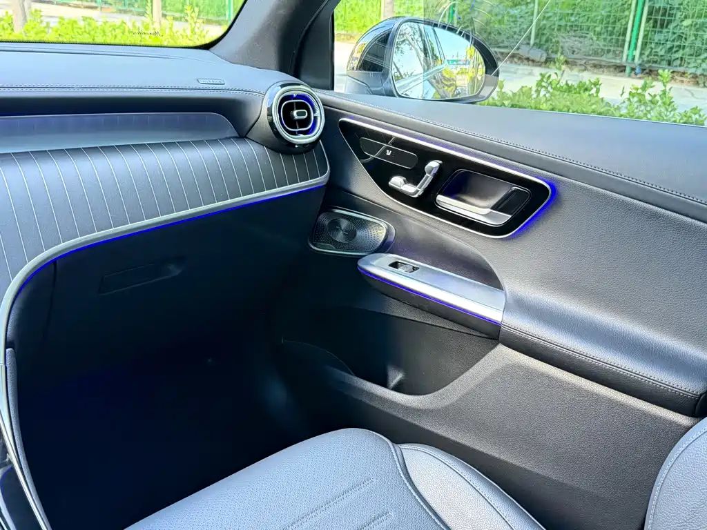 Mercedes-Benz GLC 2023 — фото 10