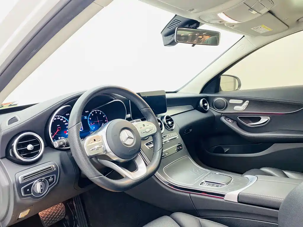 Mercedes-Benz C-Class 2021 — фото 14