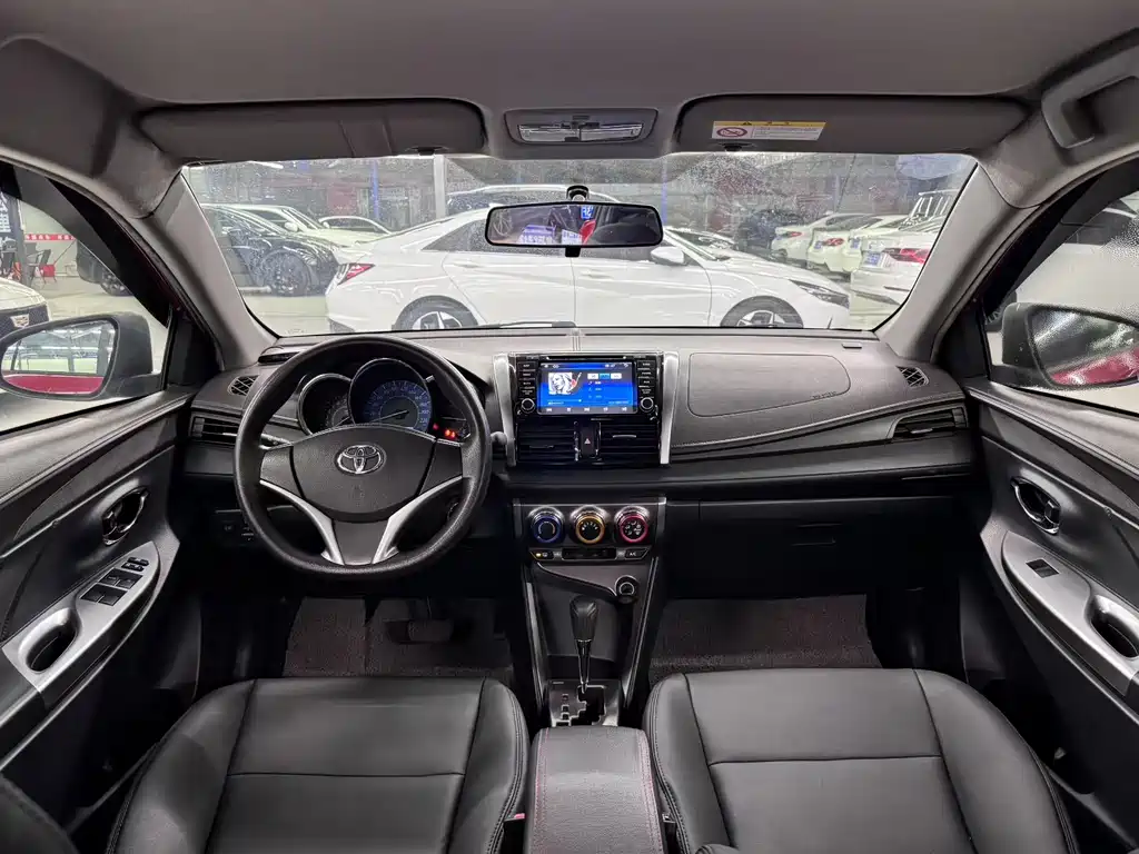 GAC Motor Trumpchi GS8 2023 — фото 14