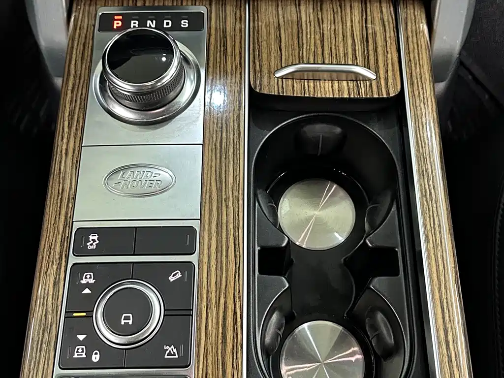 Land Rover Range Rover 2020 — фото 13
