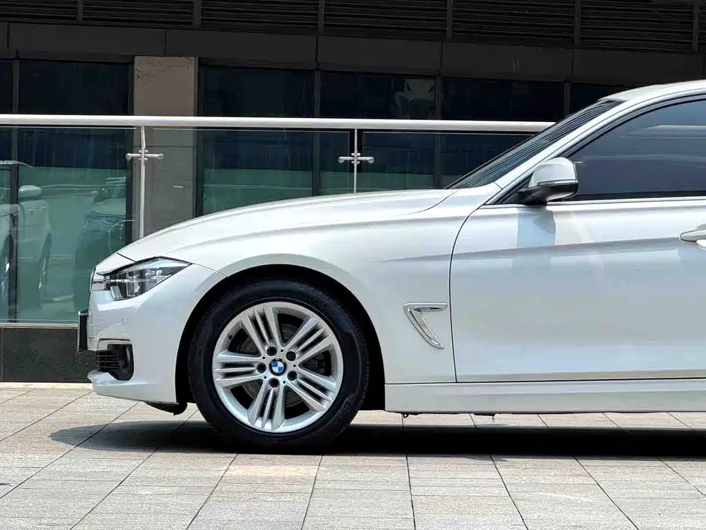 BMW 3 Series 2017