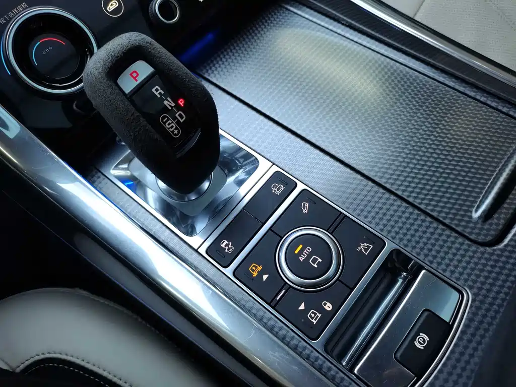 Land Rover Sport 2022 — фото 14