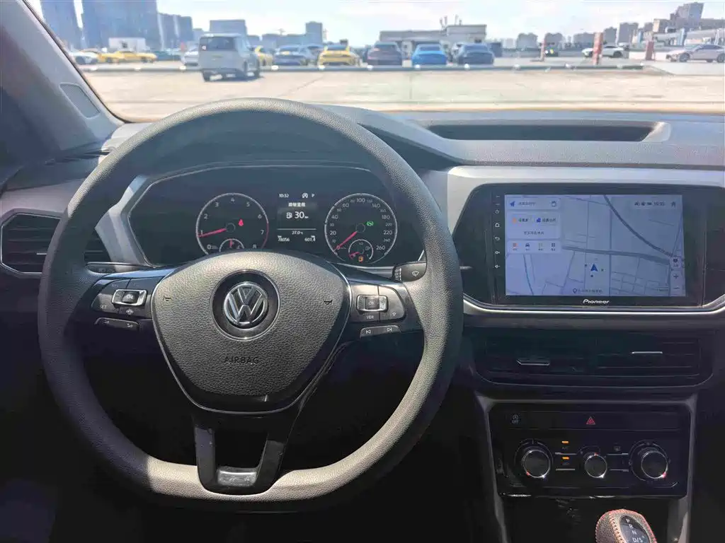 Volkswagen T-Cross 2020 — фото 15