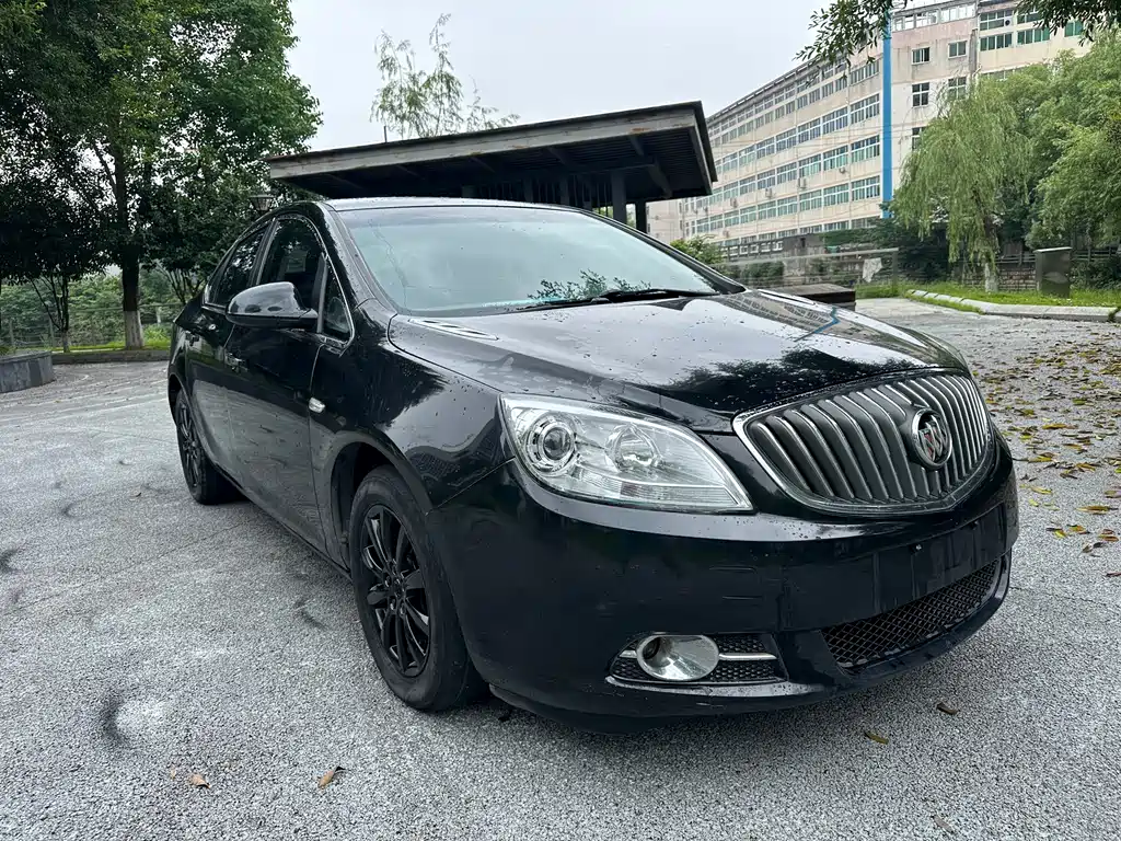 Buick Excelle 2015 — фото 3
