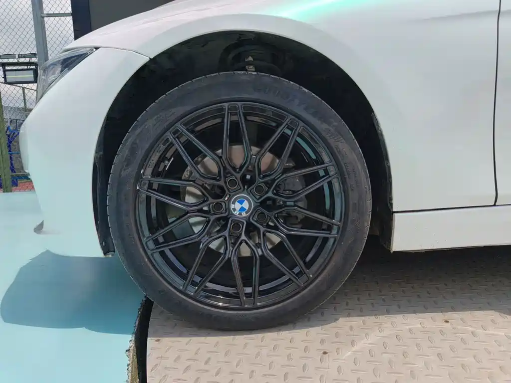 BMW 3 Series 2019