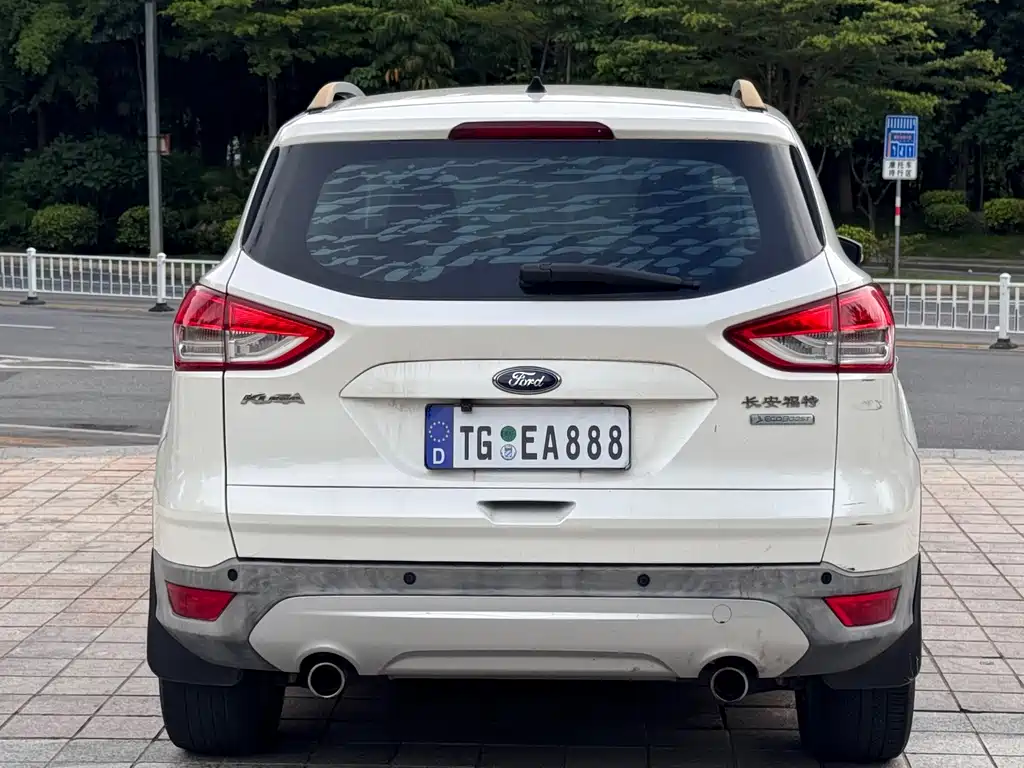 Ford Kuga 2016 — фото 5