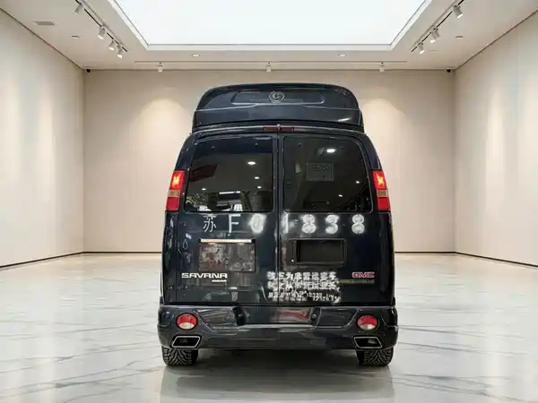 GMC SAVANA 2016