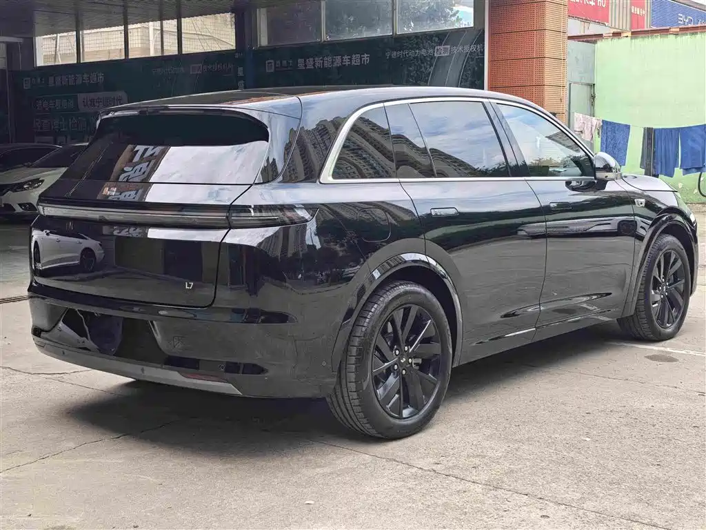 Li Auto Li L7 2023