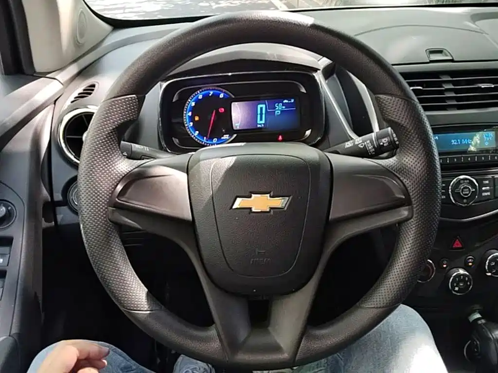Chevrolet Trax 2016 — фото 11
