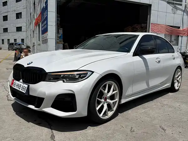 BMW 3 Series 2021