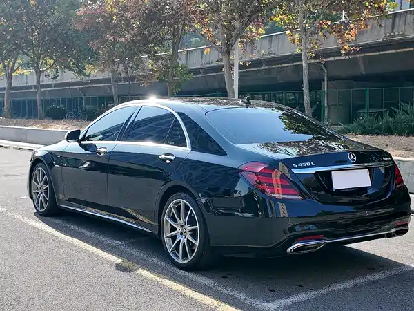 Mercedes-Benz S-Class 2021