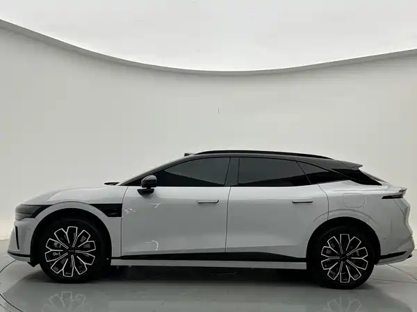 Zeekr 007GT 2025
