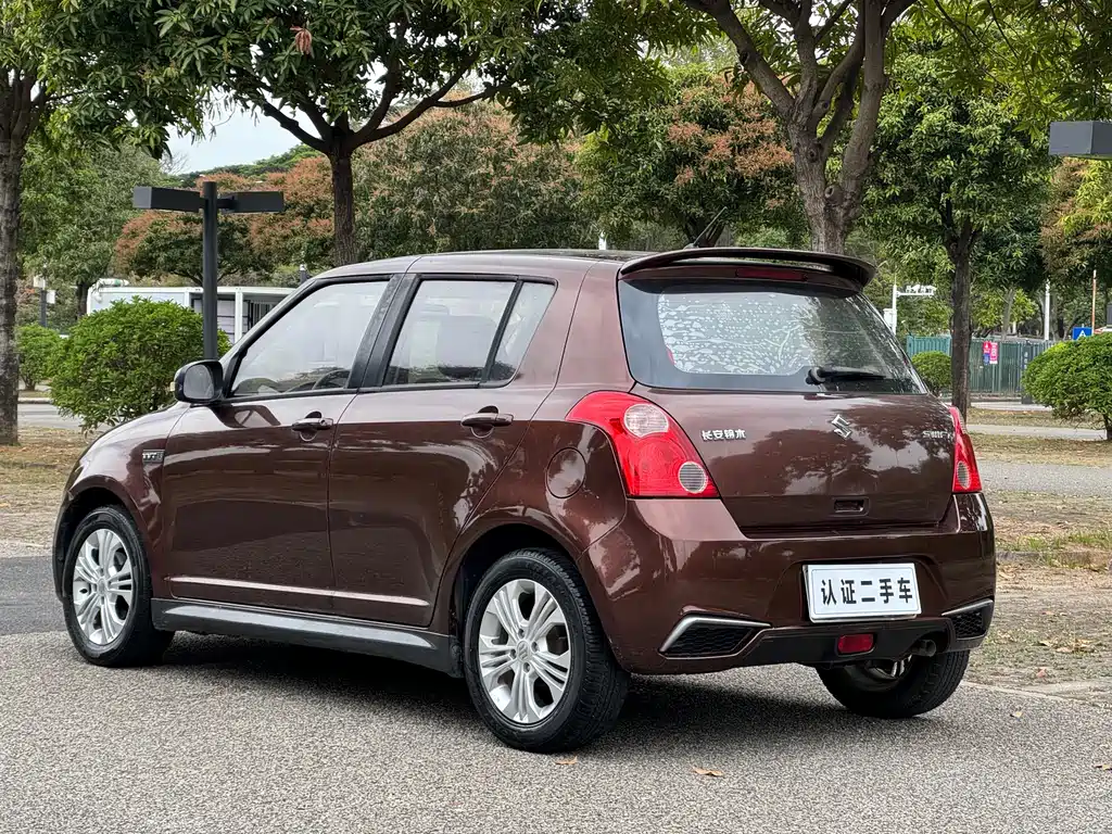 Suzuki Swift 2016 — фото 5