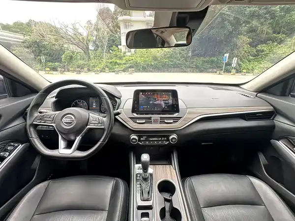 Nissan Teana 2020