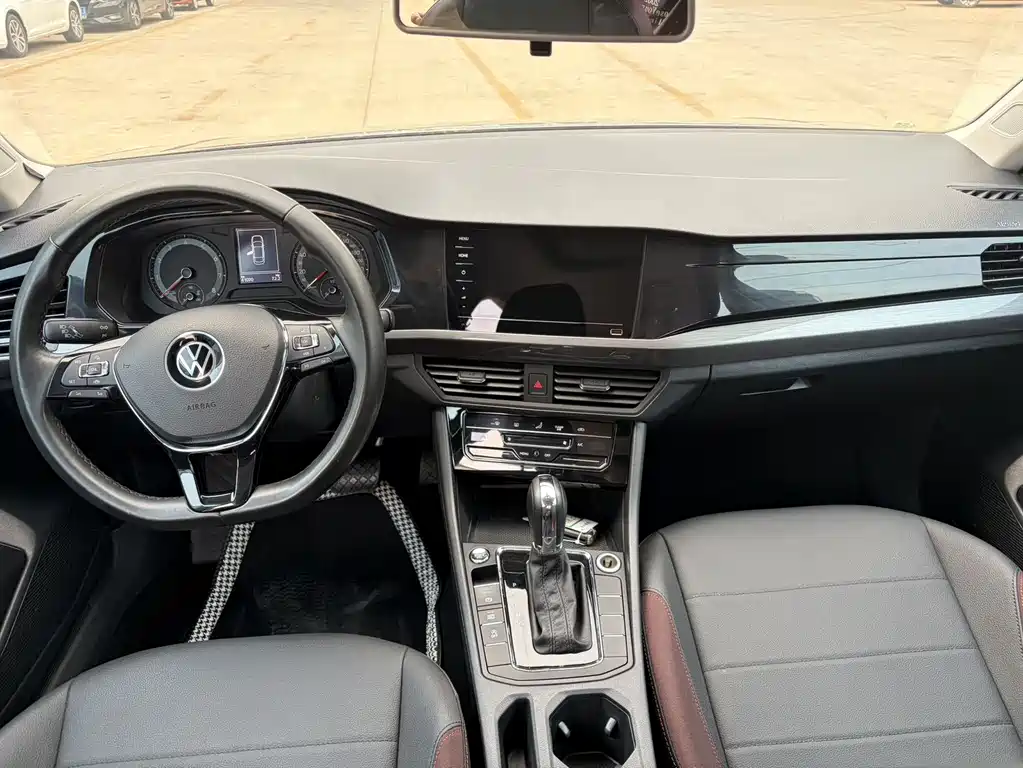 Volkswagen Bora 2022