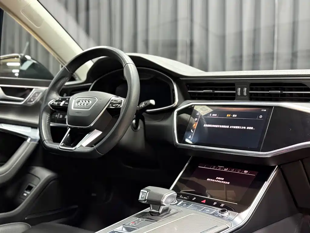Audi A7 2019 — фото 13