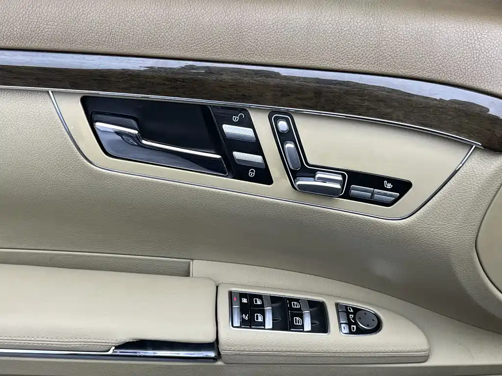 Mercedes-Benz S-Class 2010 — фото 20
