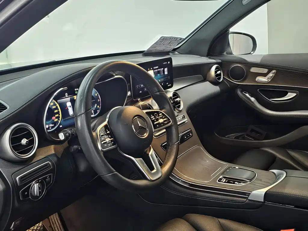 Mercedes-Benz GLC 2021 — фото 10