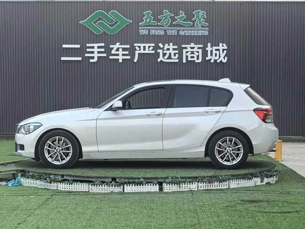 BMW 1 Series 2014 — фото 20