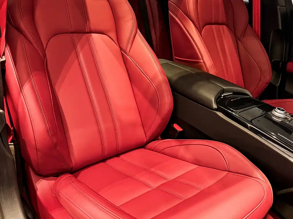 Maserati Ghibli 2023 — фото 8