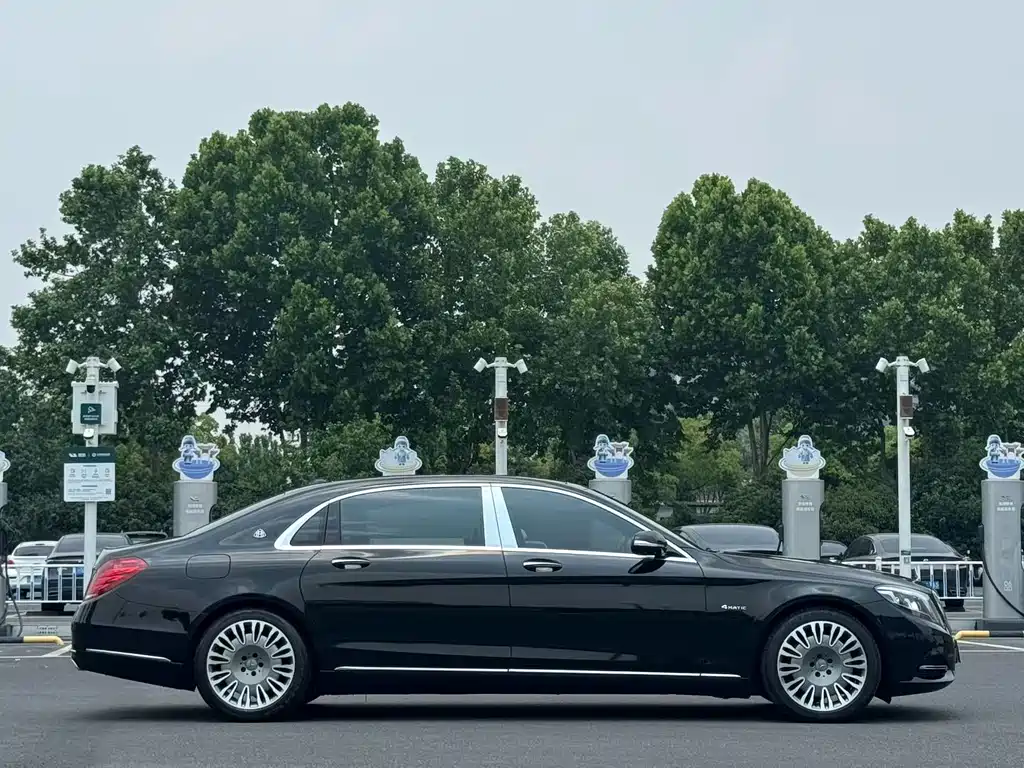 Mercedes-Benz Maybach S-Class 2016