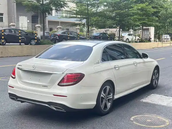 Mercedes-Benz E-Class 2020