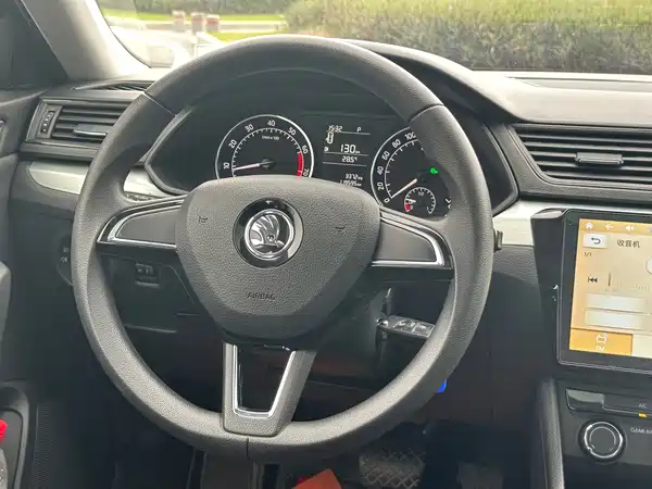 Skoda Superb 2019