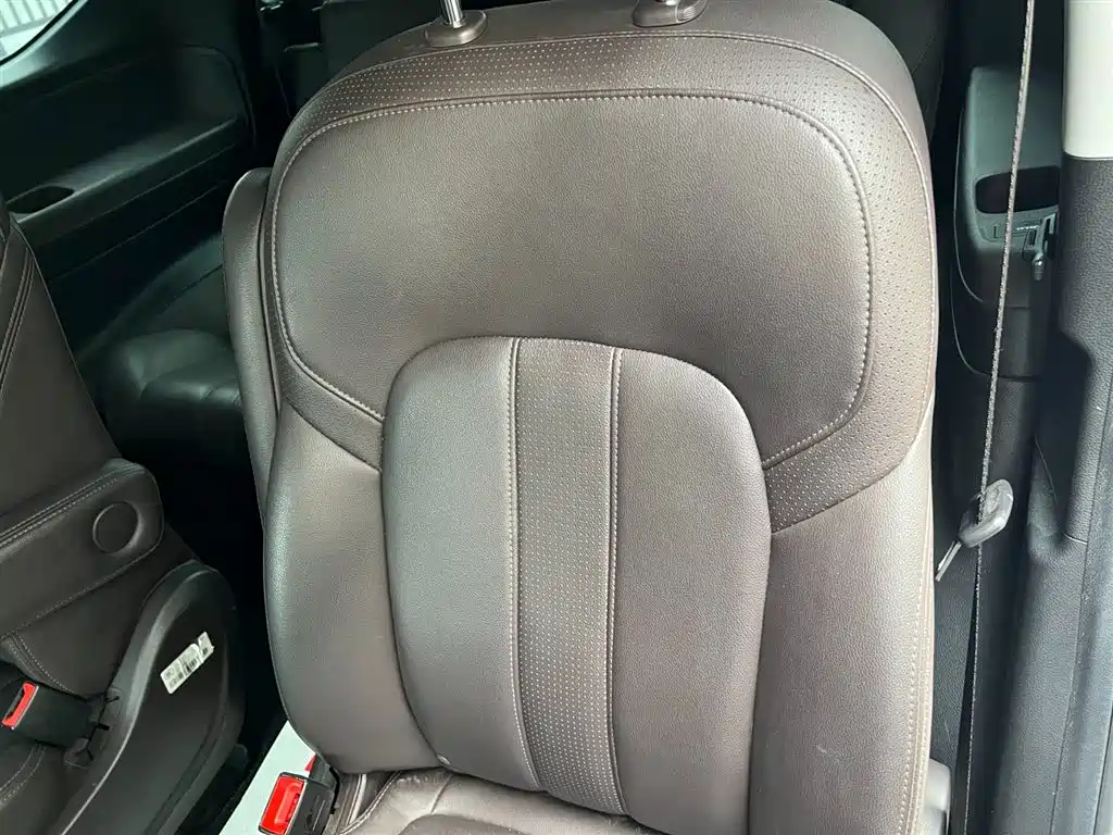 GAC Motor Trumpchi M6 2019 — фото 16