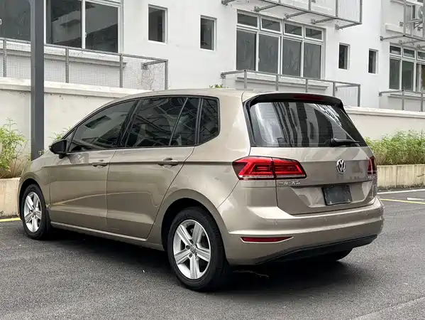 Volkswagen Golf Jialu 2016