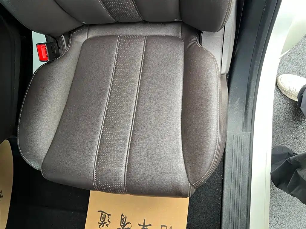 GAC Motor Trumpchi M6 2019 — фото 17