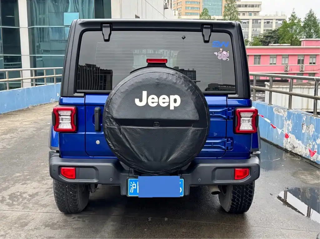 Jeep Wrangler 2019 — фото 19
