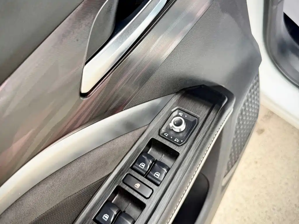 Haval H6 2023 — фото 18