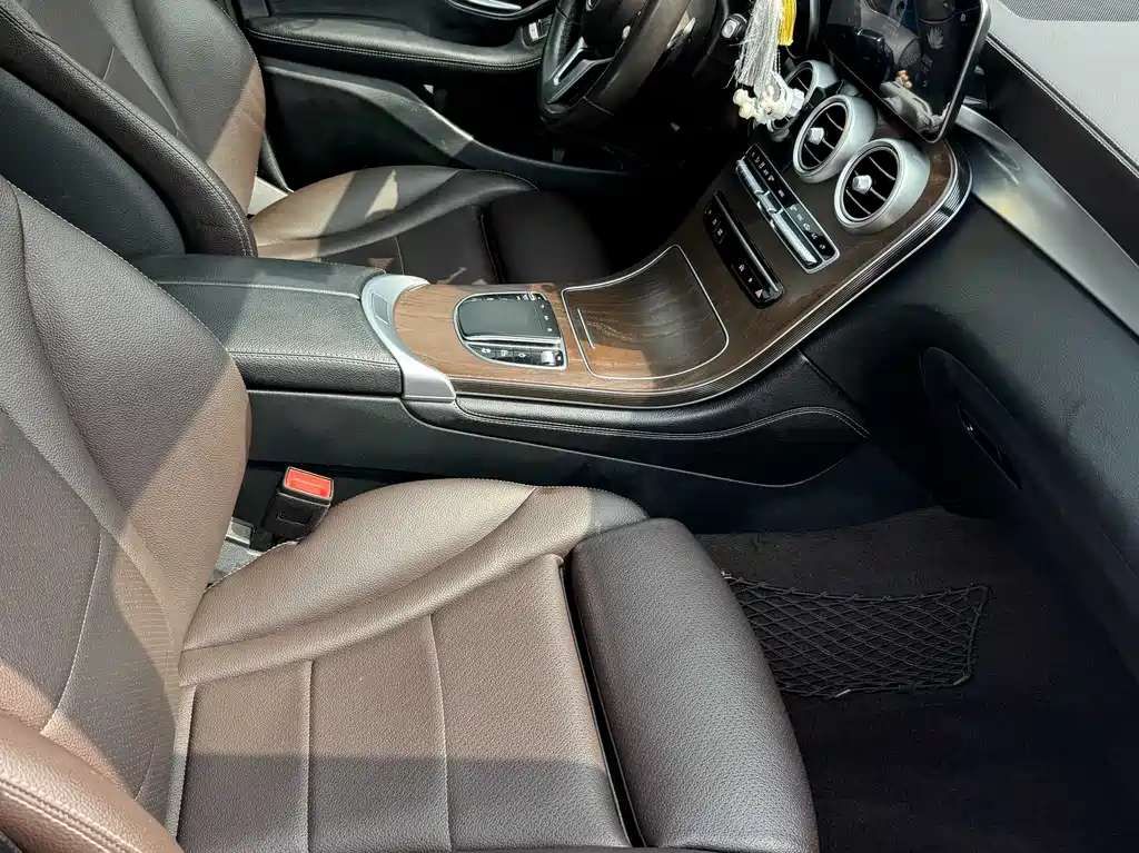 Mercedes-Benz GLC 2020 — фото 10